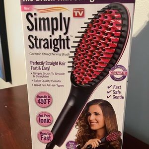 Simply Straight Ceramic hair straightening brush
